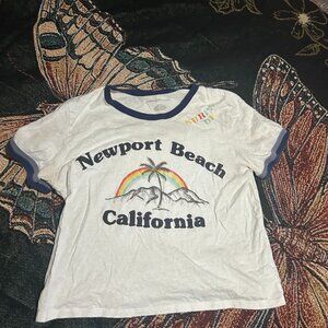 Newport Beach Cali Graphic Cropped Tee